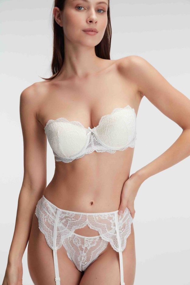 Ivory Devotion — Four-Piece Garter Set - Image 2